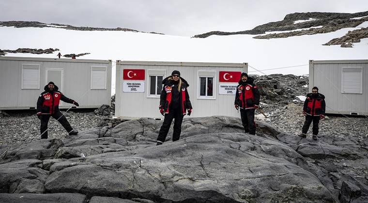 Türkiye Antarktika'da Bilim Üssünü Kurdu 