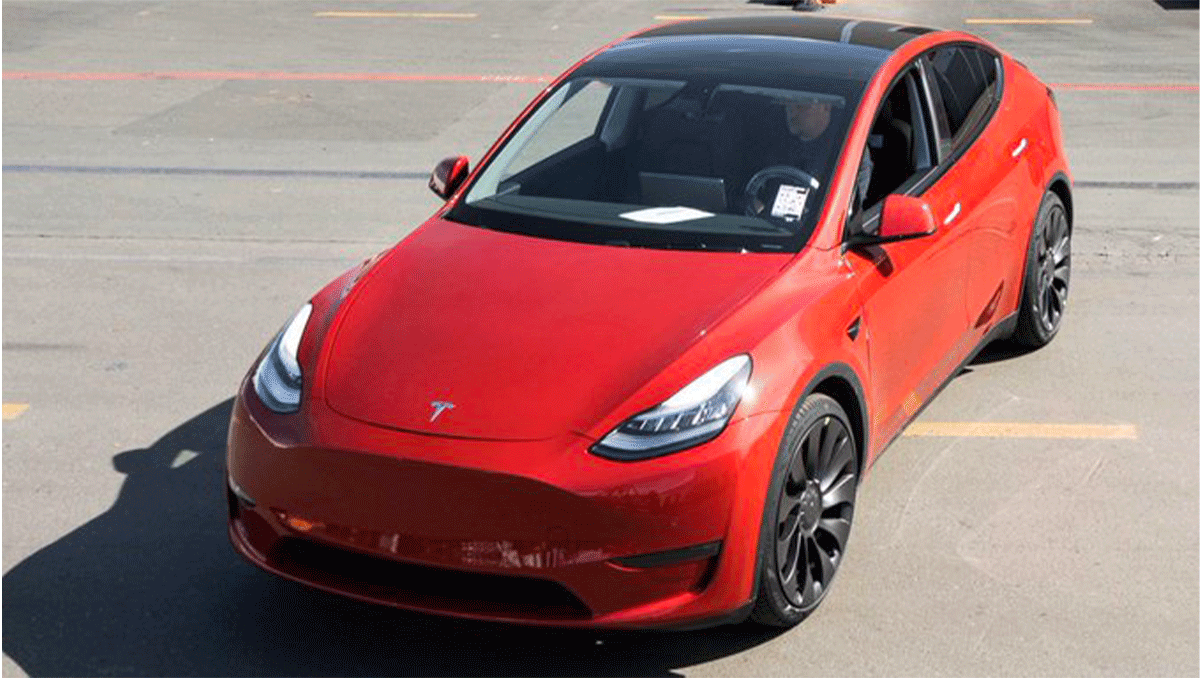 Tesla 1,000,000 Elektrikli Otomobil Üretti! 