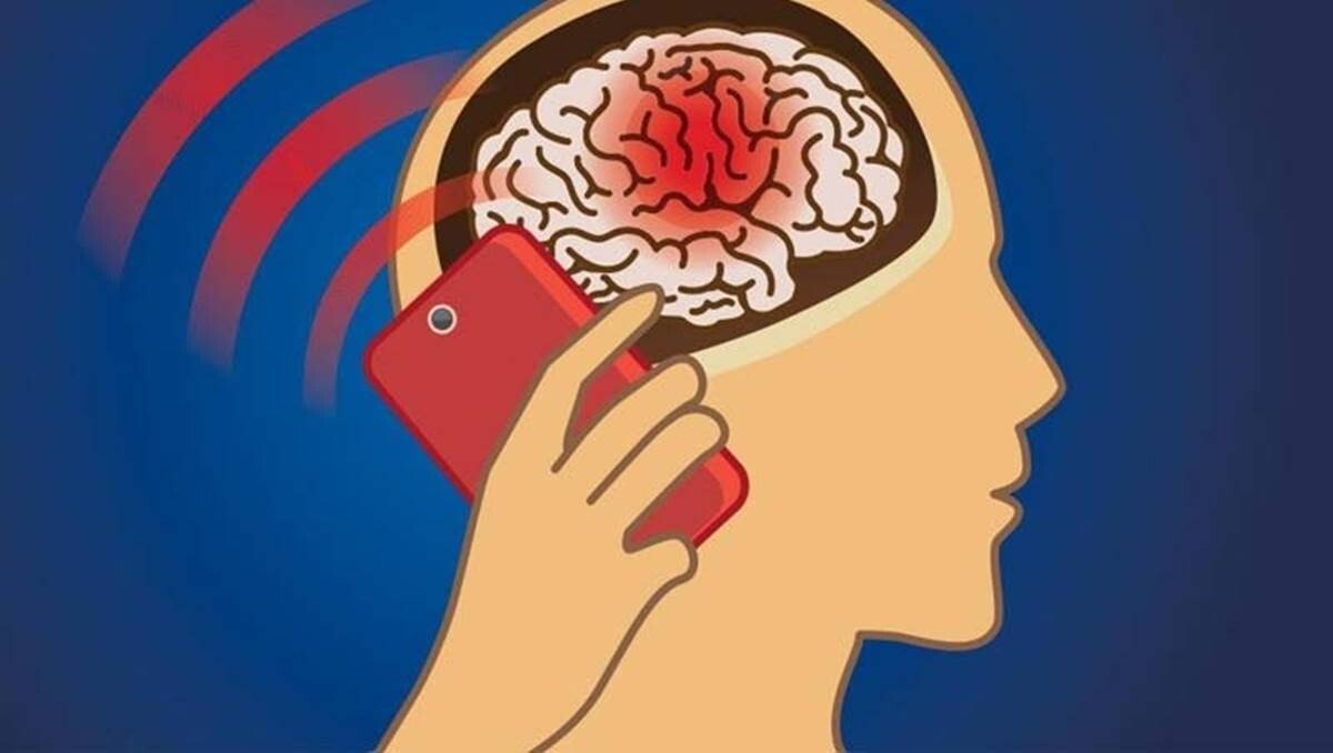 Kullandığımız Akıllı Telefonlar Kansere Neden Olur mu? 