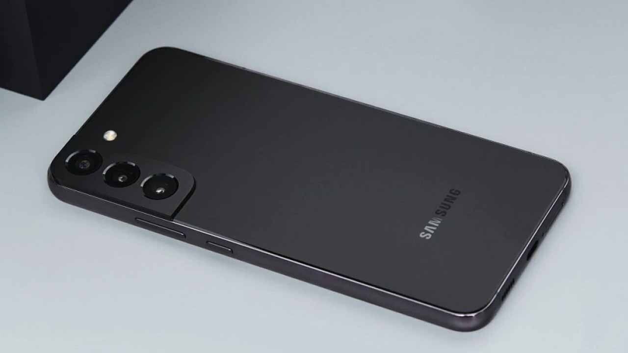 Samsung Galaxy S22 Serisi One UI 6.1 Güncellemesine Hazırlanıyor 