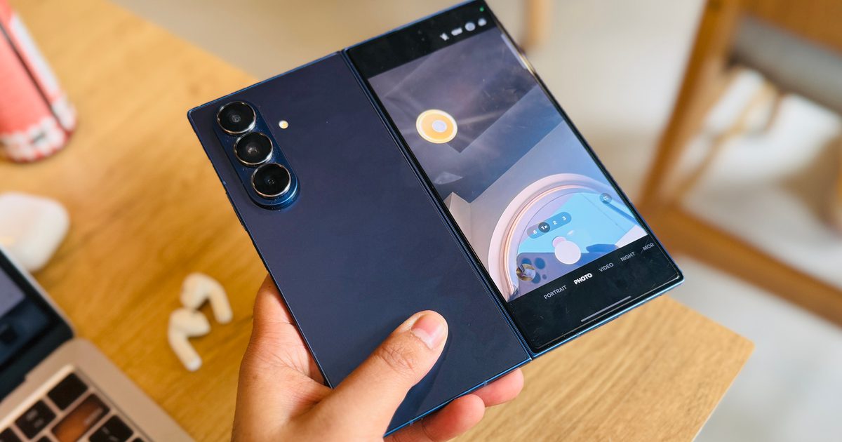 Galaxy Z Fold 8: Yeni Tasarımı ve Özellikleriyle Dikkat Çekiyor 13 Galaxy Z Fold 8: Yeni Tasarımı ve Özellikleriyle Dikkat Çekiyor