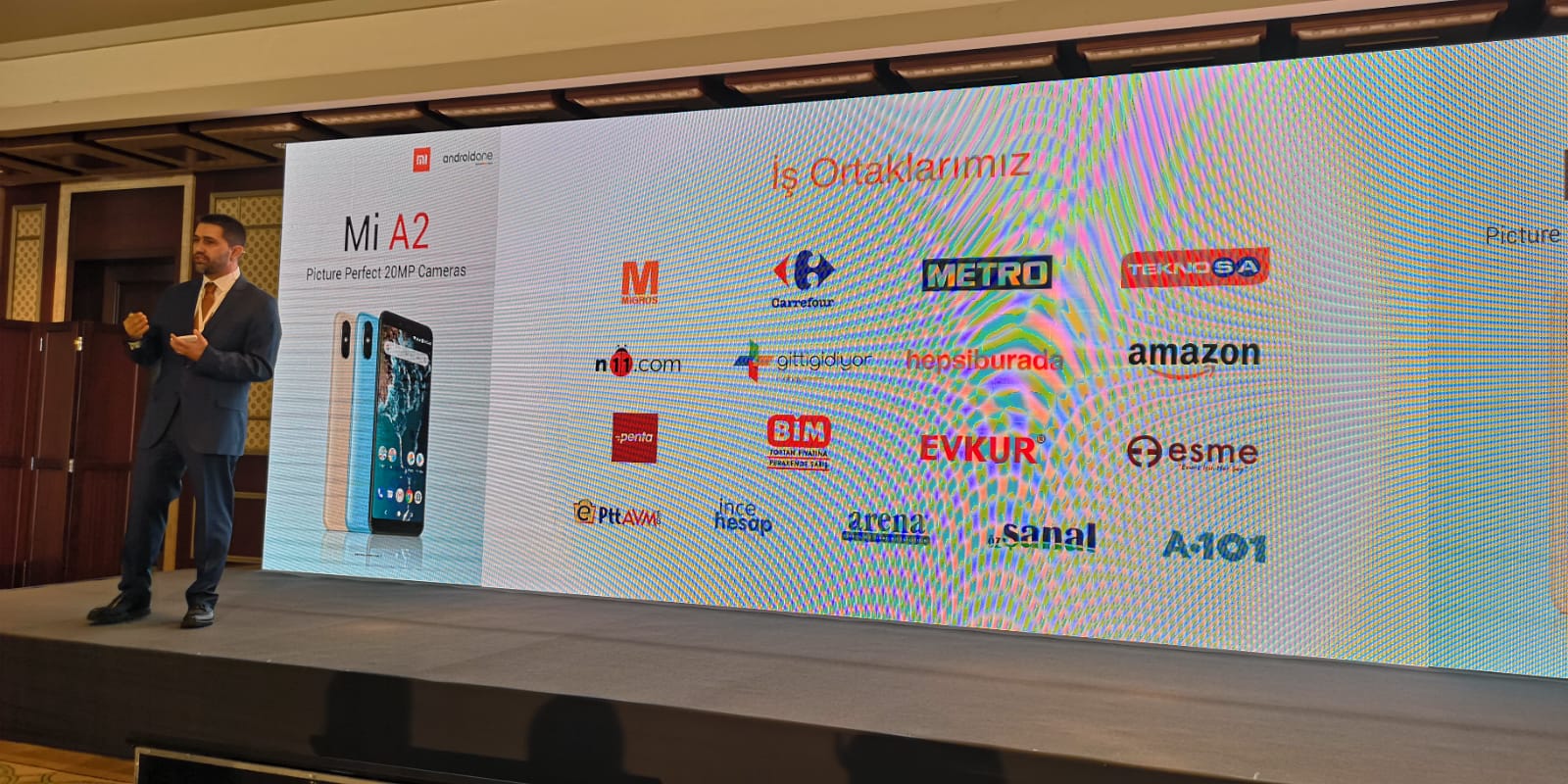 Xiaomi Resmi Olarak Türkiye'de Hizmete Başladı!  