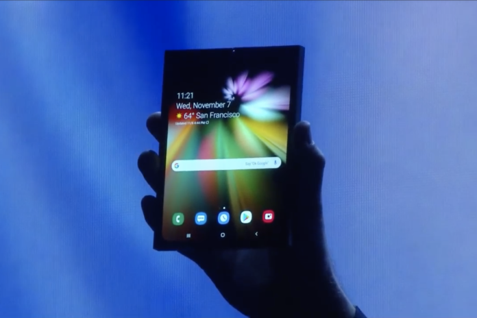Samsung'un Katlanabilir Telefonu Sızdırıldı 