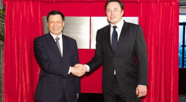 Çin Başbakanı'ndan Elon Musk'a: Gel, Vatandaşımız Ol  