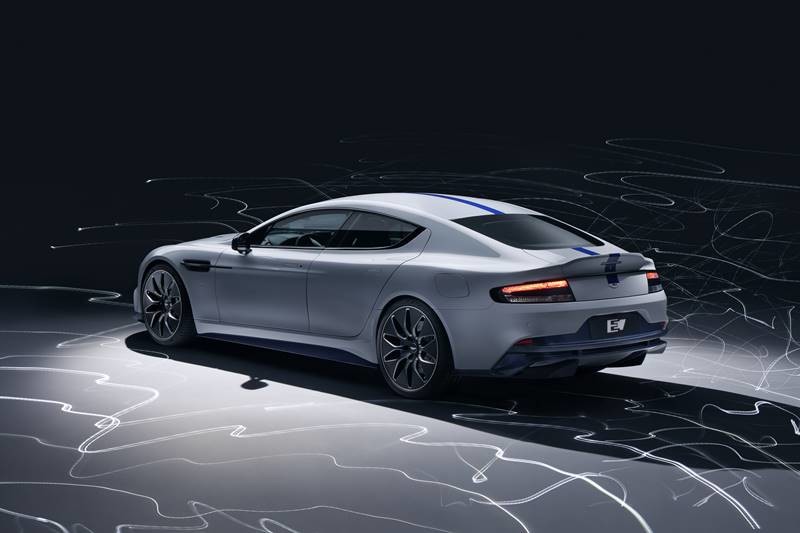 Aston Martin'in İlk Elektrikli Otomobili Üretime Hazır  