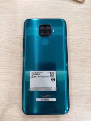 Huawei Mate 30 Lite Kanlı Canlı Görüntülendi  