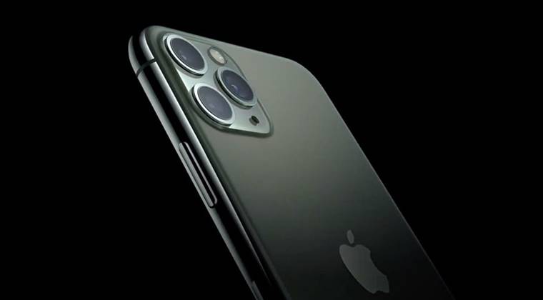 Apple, 2020 Yılında Daha Büyük Ekranlı iPhone Modeli ile Karşımıza Çıkabilir!  
