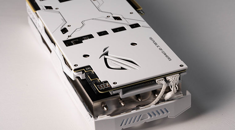 ASUS ROG, Strix GeForce RTX 2080 Ti White Edition Ekran Kartını Duyurdu  