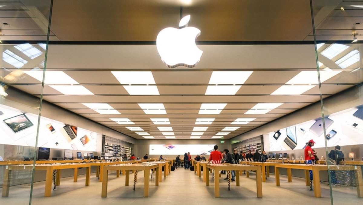 Apple, Mağazalarını Nisan Ayında Yeniden Açmayı Planlıyor  
