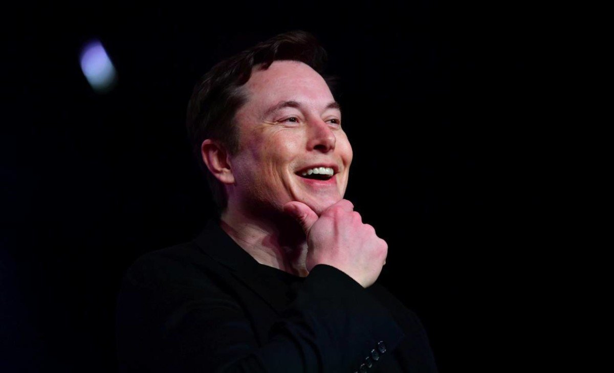 Tesla CEO'su Elon Musk Koronavirüs ile İlgili Eleştiri Yağmuruna Tutuldu!  