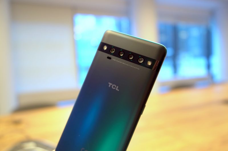 TCL 10 Akıllı Telefon Serisi Tüketicilerle Buluşacak!  