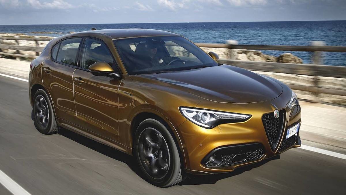 İşte Karşınızda Yenilenen Alfa Romeo Stelvio İşte Karşınızda Yenilenen Alfa Romeo Stelvio