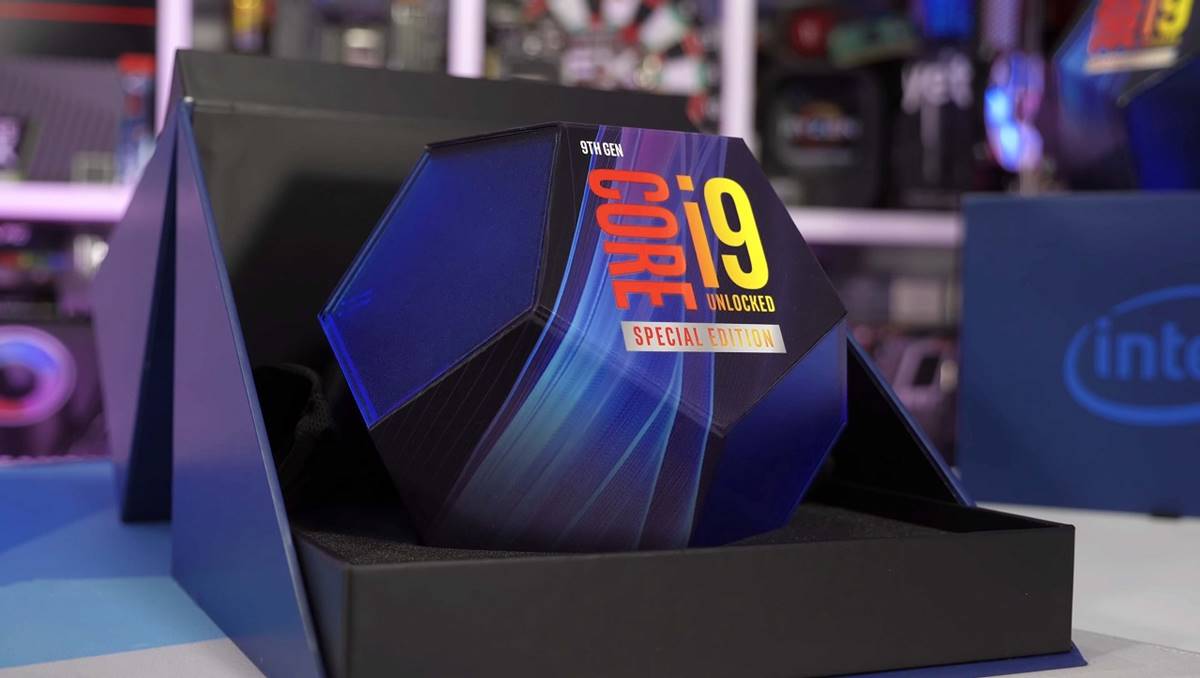 Dünya Rekoru: Intel Core i9-10900K İşlemcisi 7.7 GHz'e Ulaştı!  