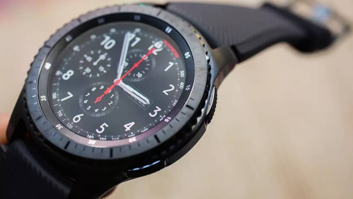 Yeni Samsung Galaxy Watch'da Eskiye Dönüş Sinyalleri  