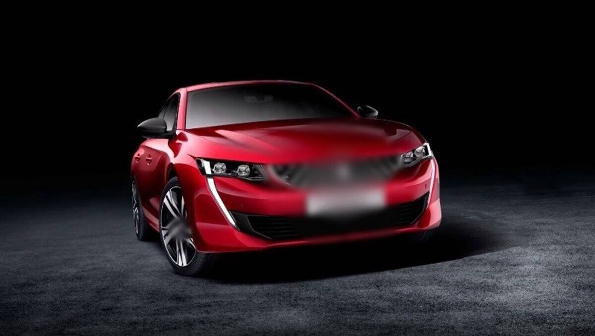 Ünlü Otomobil Markası Logosunu Değiştirdi!  