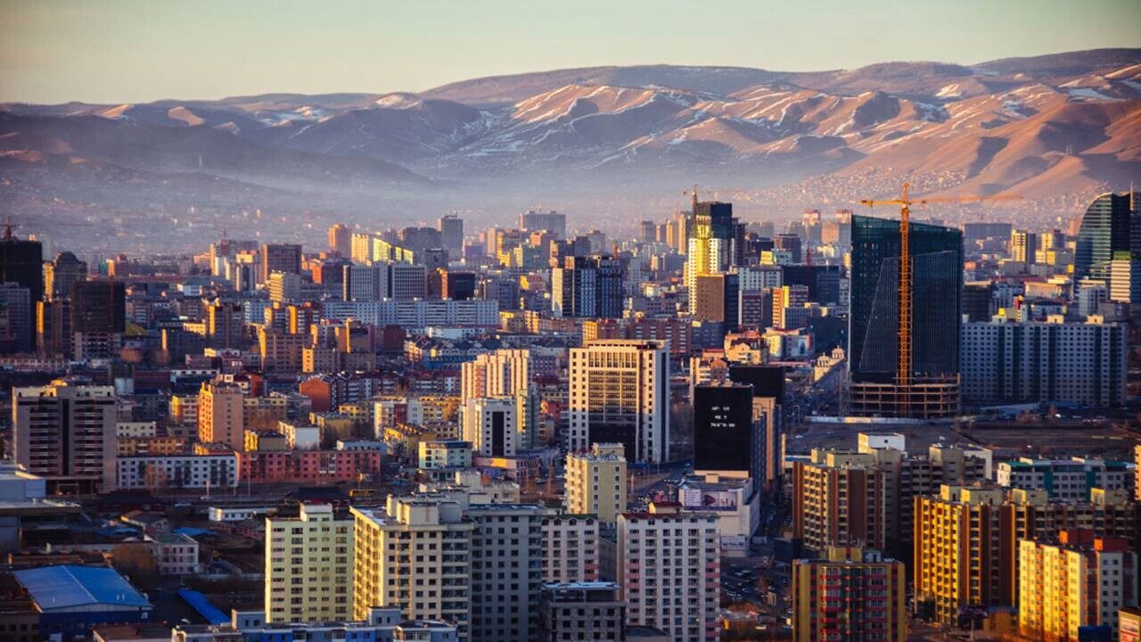 Çin'e Komşu Olan Moğolistan, Koronavirüsü Nasıl Uzak Tuttu?  