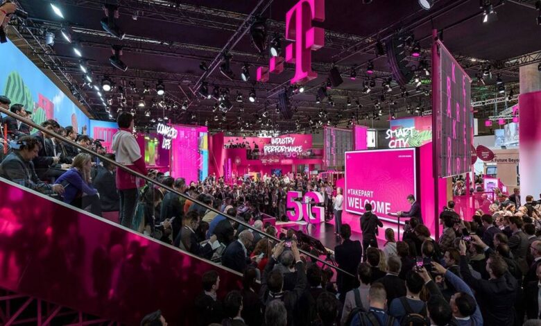 MWC 2021 Tam 4 Ay Ertelendi 