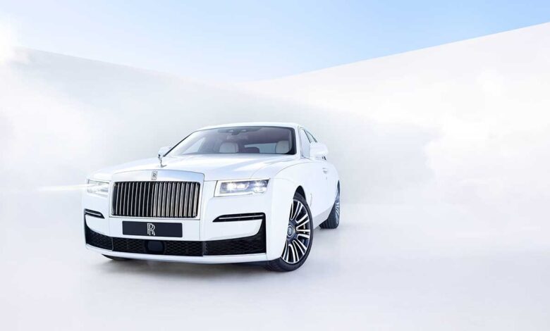 Rolls-Royce Yeni Nesil Ghost'u Tanıttı Rolls-Royce Yeni Nesil Ghost'u Tanıttı