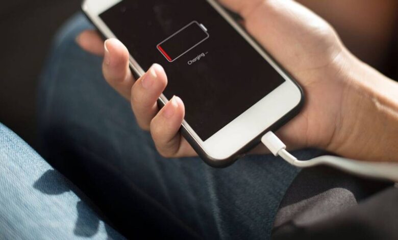 Telefonunuzun Yavaş Şarj Olmasının 5 Nedeni 
