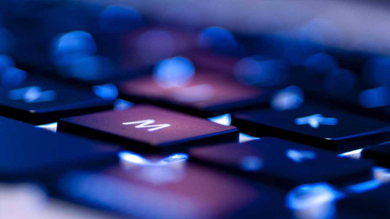 Klavyede Olmayan Semboller Hangileridir? 2 Klavyede Olmayan Semboller Hangileridir?