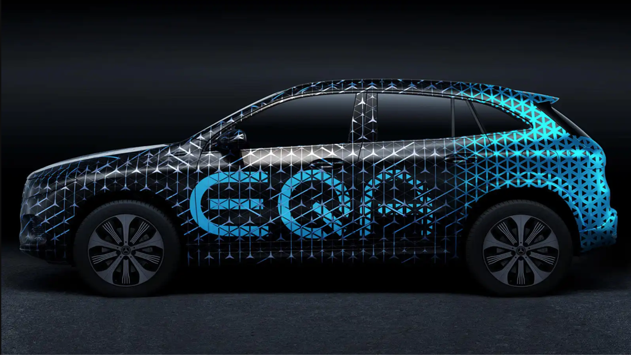 Mercedes, Tesla'yı Geride Bırakmak İçin Yeni Elektrikli SUV Modelini Tanıttı  