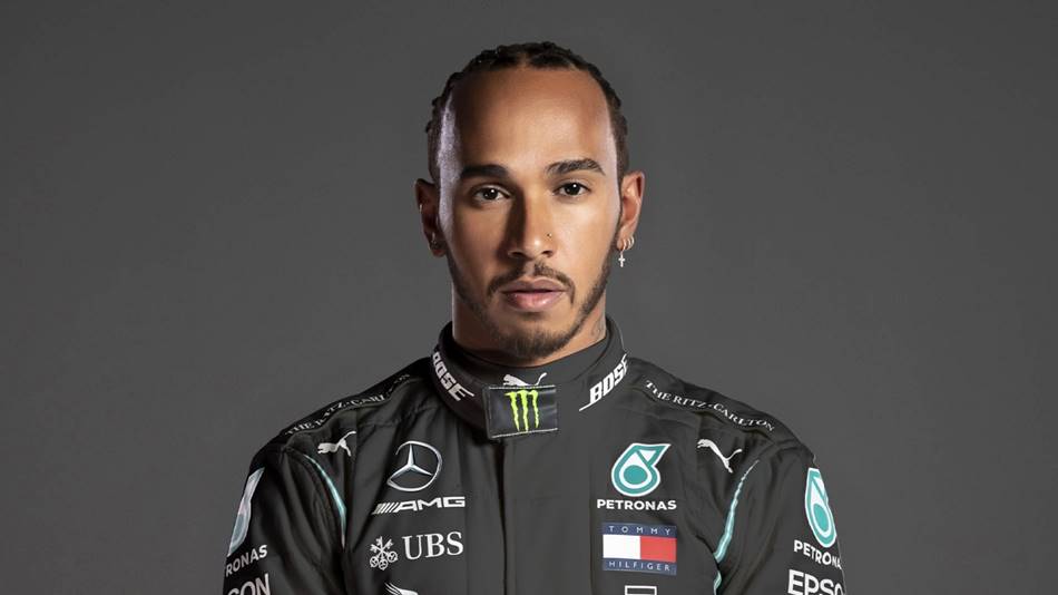 Lewis Hamilton, 2021 Sezonu İçin Mercedes-AMG F1 Anlaşması İmzaladı  