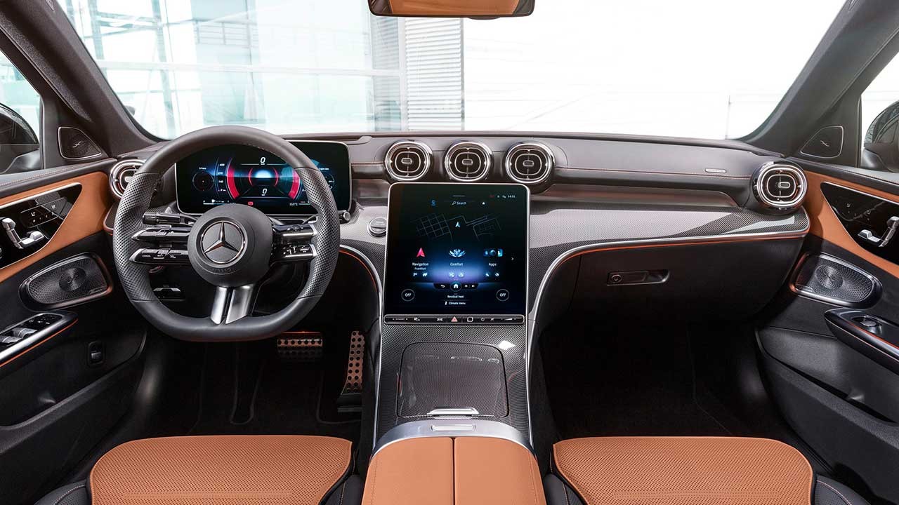 Yeni Mercedes-Benz C-Serisi, Dijital Dünya Lansmanı ile Tanıtıldı  