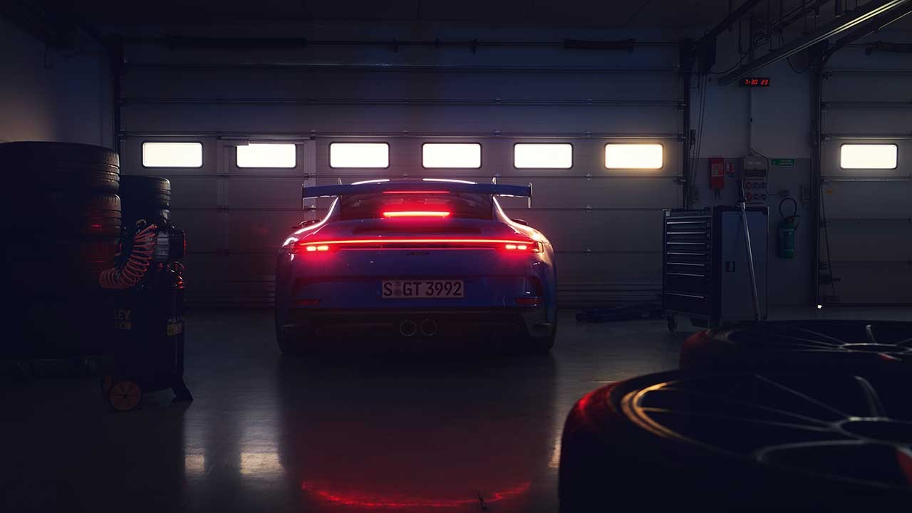 Yeni Porsche 911 GT3 Tanıtıldı  