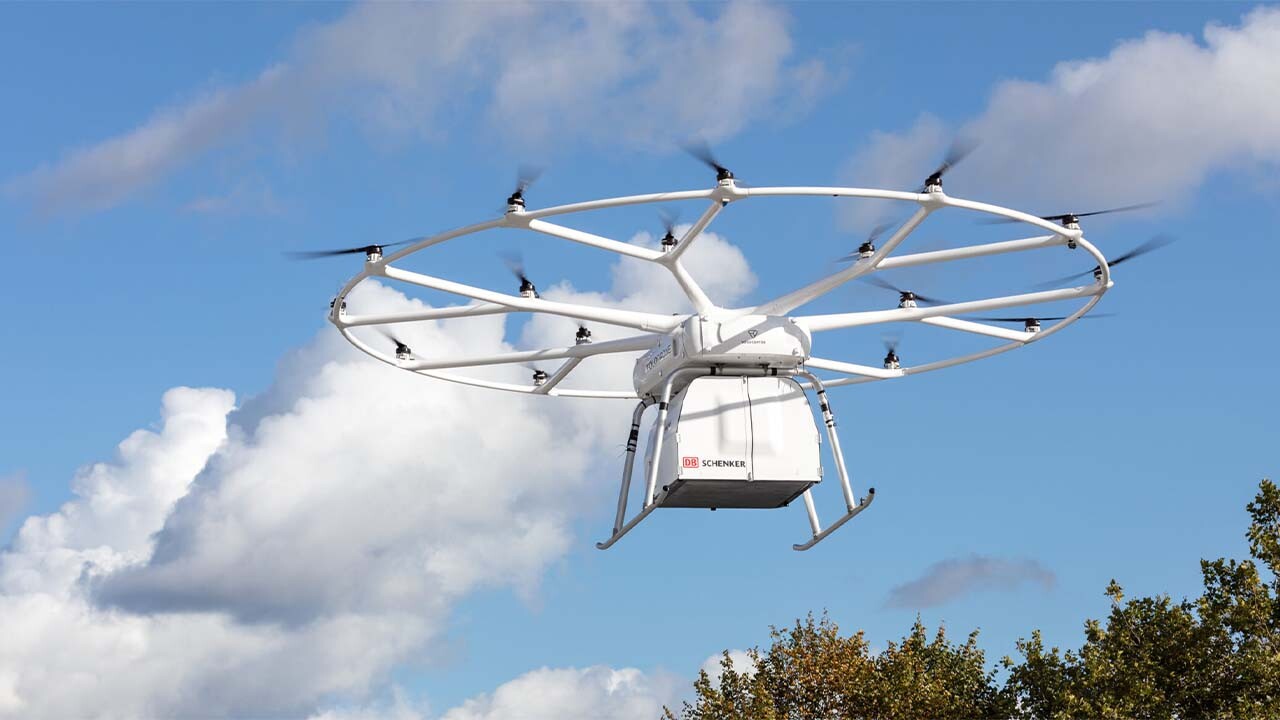 Alman Nakliye Drone Modeli, 40 km'lik Mesafede 200 kg'a Kadar Kargo Taşıyor  