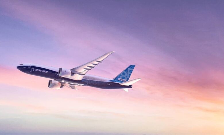 Boeing, Rekor Kıran Çift Motorlu Kargo Uçağı Konseptini Gösterdi 