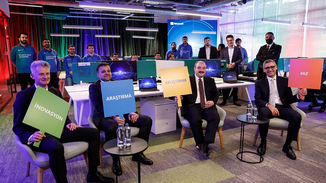 Microsoft Türkiye Ar-Ge Merkezi Açıldı  
