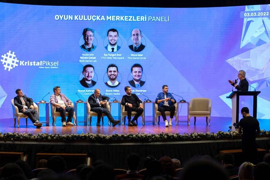Türkiye’nin En İyi Oyunları Kristal Piksel’de Ödüllerine Kavuştu 