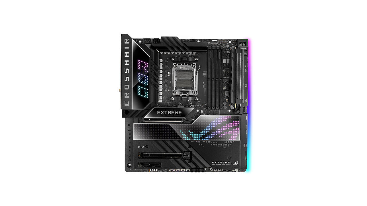 ASUS, ROG Crosshair X670E Extreme Anakartı Duyuruldu!  