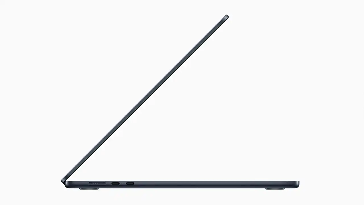 Apple, 15 inç MacBook Air’i Tanıttı  