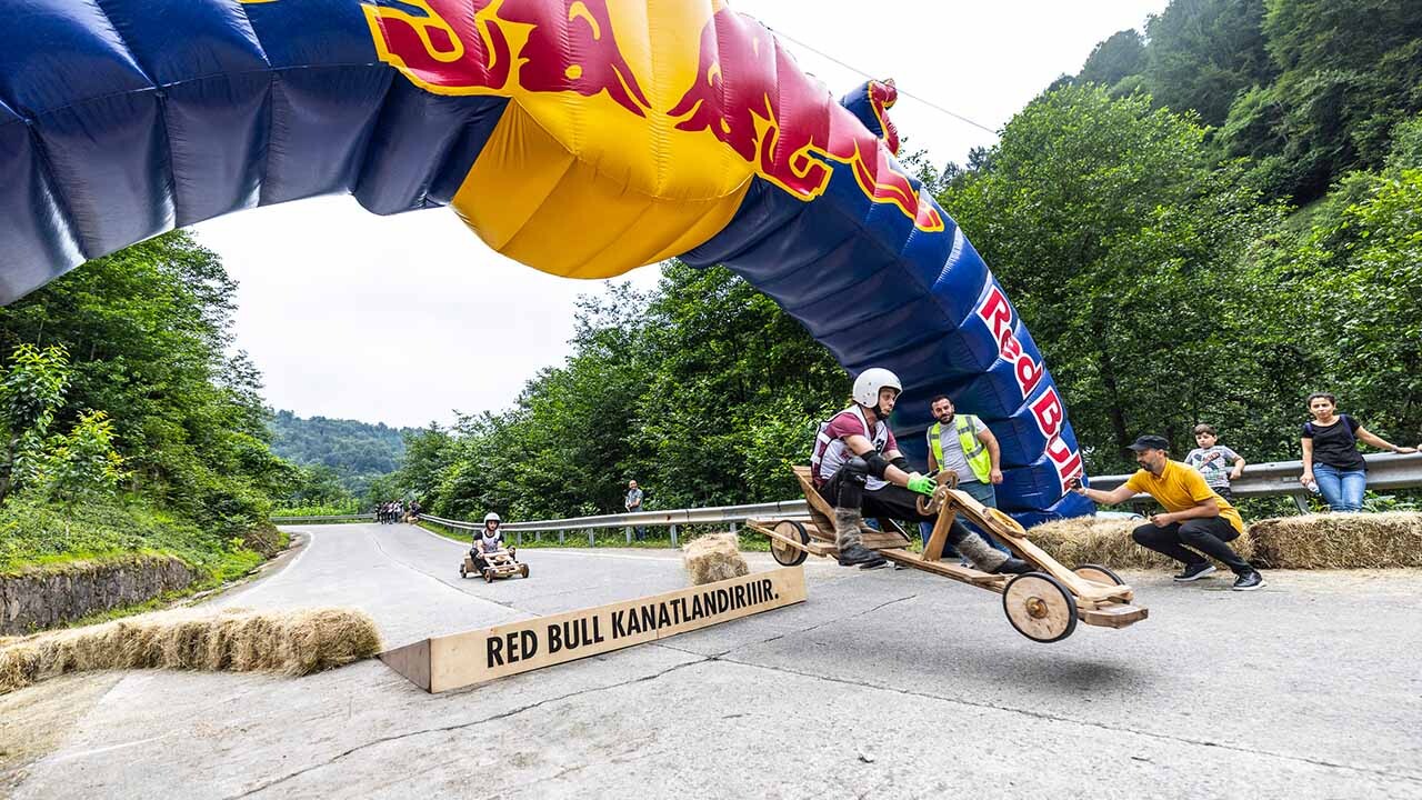 Red Bull Formulaz Geri Dönüyor  
