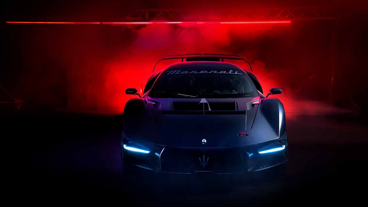 Maserati’nin Yeni Yarış Canavarı MCXtrema  