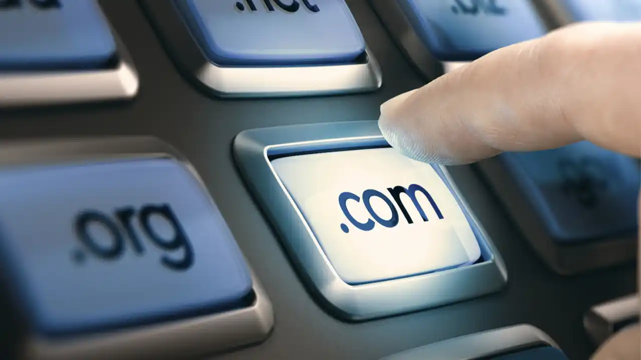 30 Farklı Domain Seçebileceğiniz Link Kısaltma Sitesi Kisa.link 