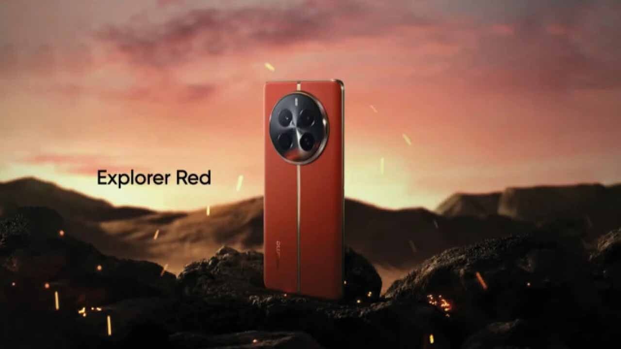 Realme 12 Pro+'ın Kırmızı Renkli Özel Versiyonu Gösterildi 
