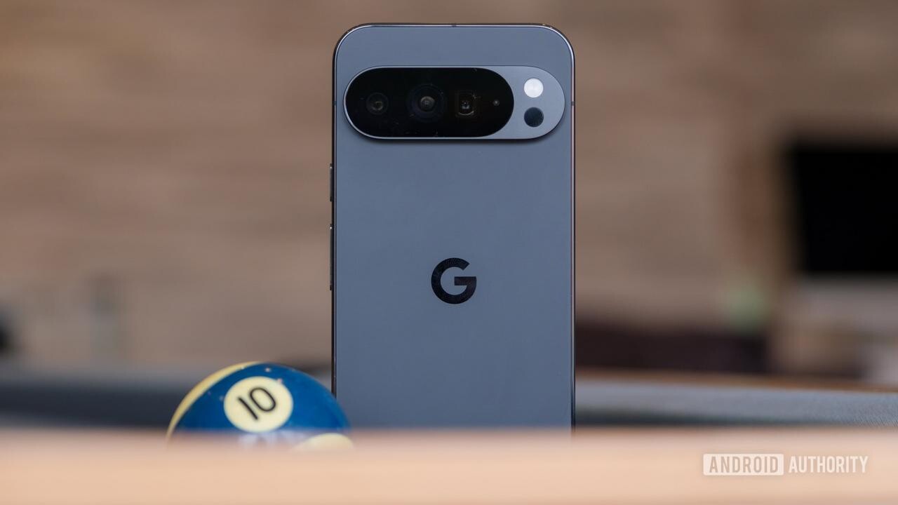 Google Pixel 10 Pro XL İncelemesi: En İyi Android Telefon Daha da Gelişti 