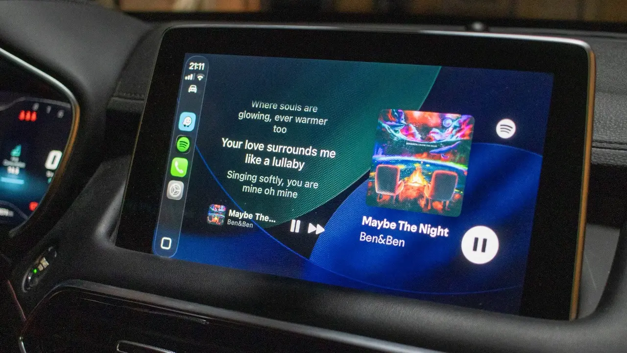 iOS 26 ile Apple CarPlay’de Şarkı Sözlerini Görüntüleme Rehberi 