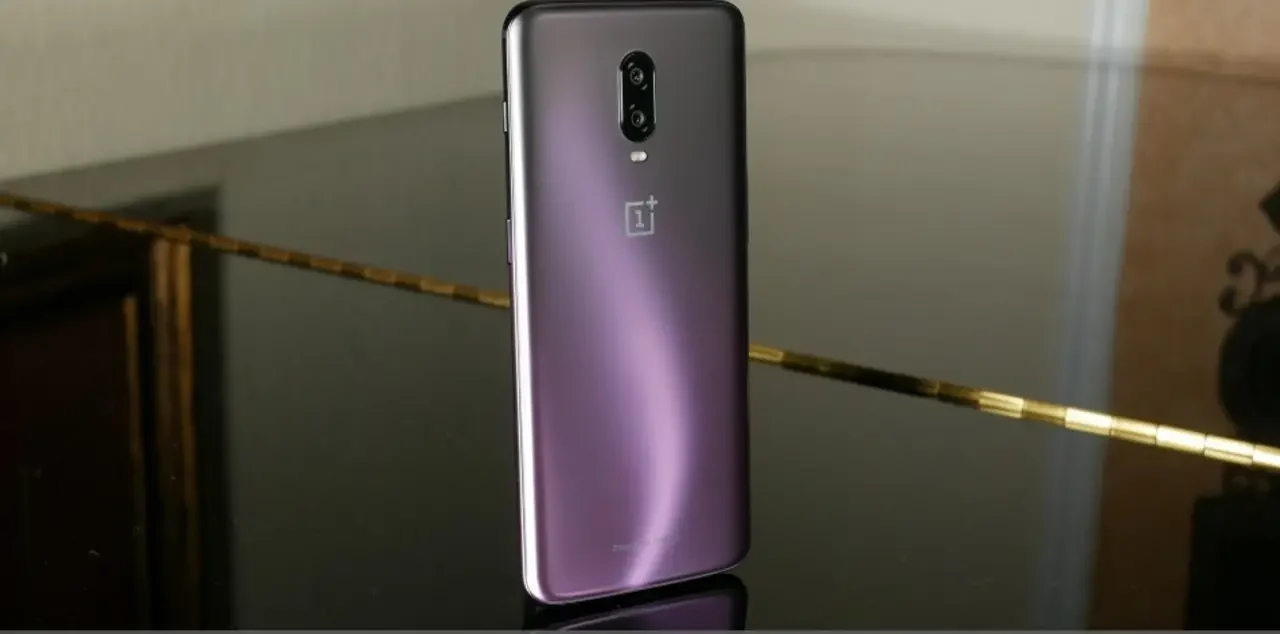 OnePlus Ace 6T Rengin İlhamını OnePlus 6T'den Alacak İddiası 