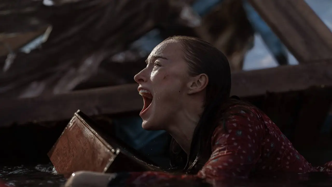 Netflix'in köpekbalığı gerilim filmi Thrash: Korkudan çok eğlence sunuyor Netflix'in köpekbalığı gerilim filmi Thrash: Korkudan çok eğlence sunuyor