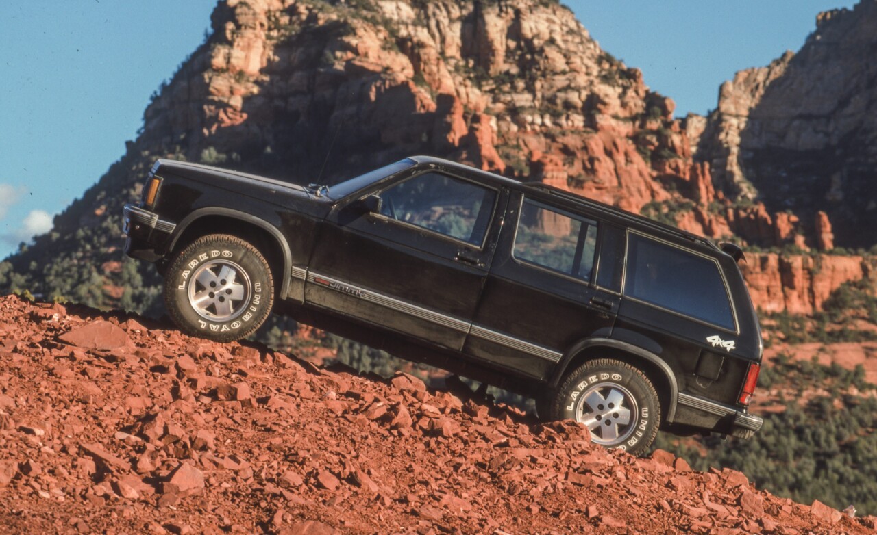 Rapor: GMC Jimmy Off-Road SUV Modeli İle Geri Dönüyor Rapor: GMC Jimmy Off-Road SUV Modeli İle Geri Dönüyor