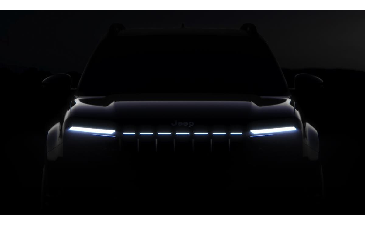 Jeep Avenger ile Yenilenen İmza: Yedi Parçalı Izgara Tasarımı Jeep Avenger ile Yenilenen İmza: Yedi Parçalı Izgara Tasarımı