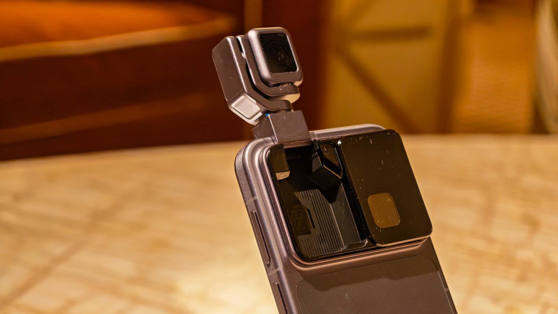honor-2026da-robot-phone-ile-akilli-telefon-pazarina-damga-vuracak-2