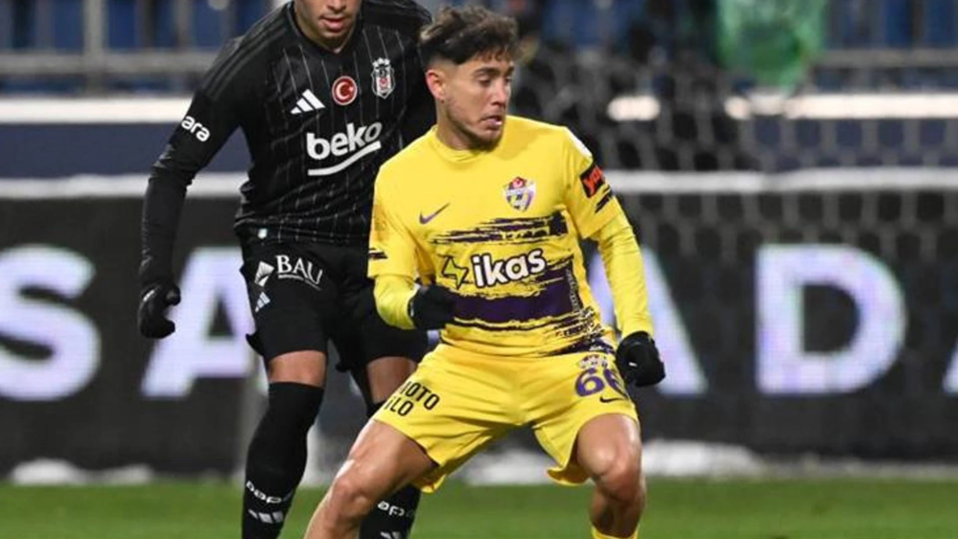 Emre Mor'un Fenerbahçe Macerası Bitti: Danimarka'ya Gitti Emre Mor'un Fenerbahçe Macerası Bitti: Danimarka'ya Gitti