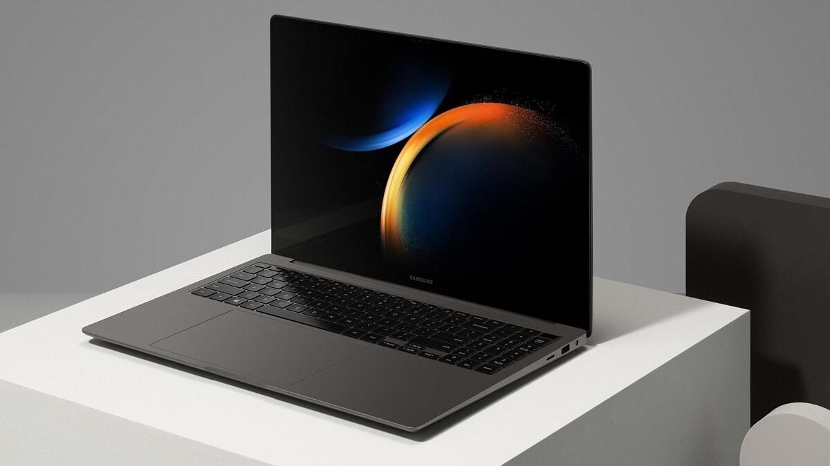 Samsung Dizüstü Bilgisayarlara Android ve One UI Getiriyor Samsung Dizüstü Bilgisayarlara Android ve One UI Getiriyor