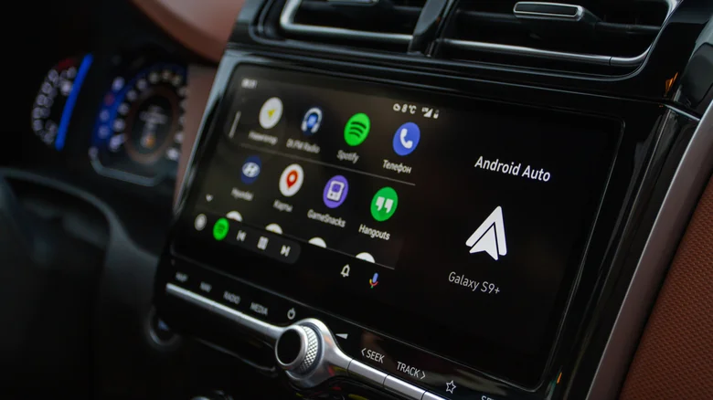 Google Asistan Dönemi Sona Erdi: Android Auto’da Gemini İle Yeni Bir Başlangıç 1 Google Asistan Dönemi Sona Erdi: Android Auto’da Gemini İle Yeni Bir Başlangıç